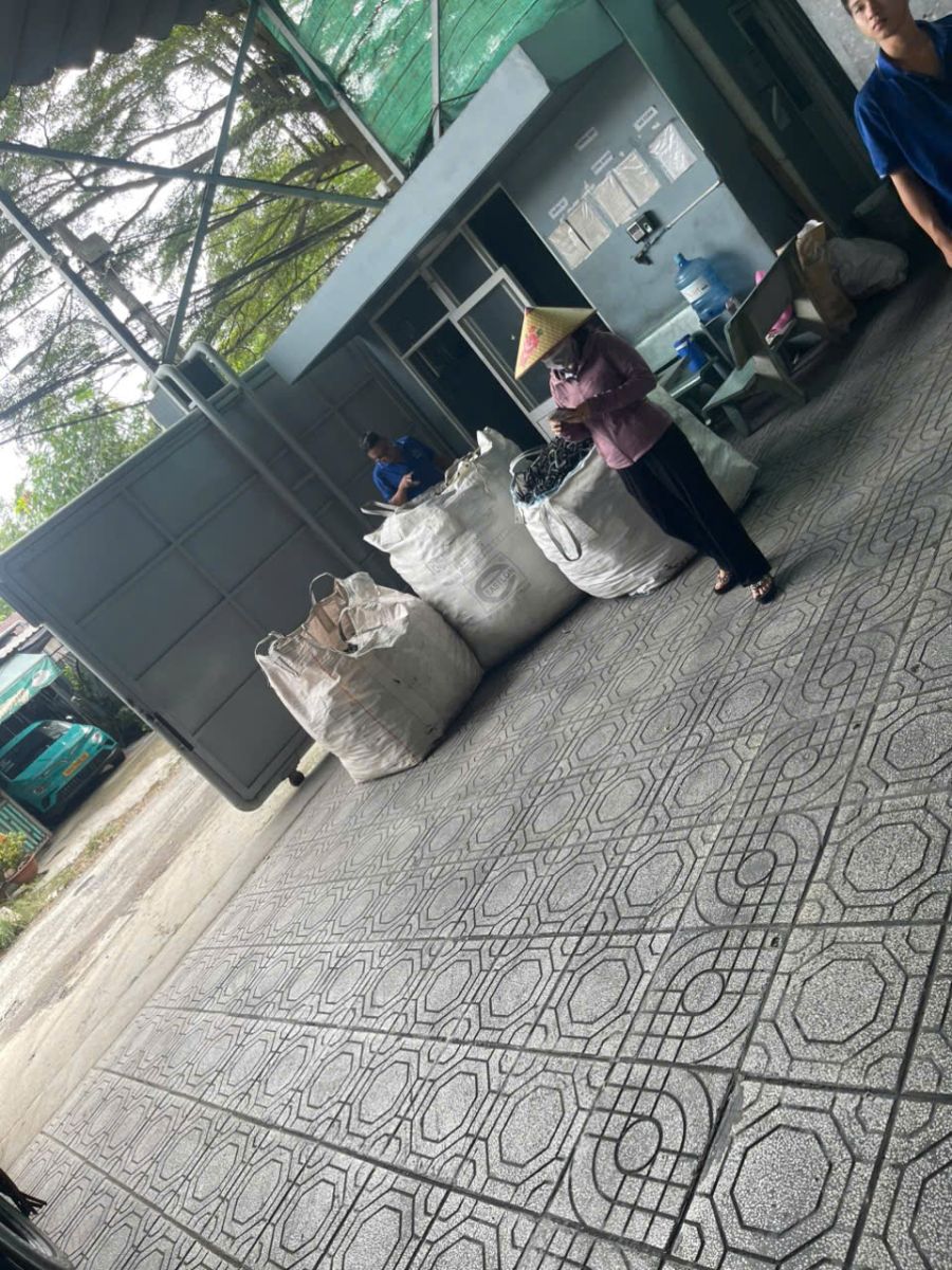 Đội xe tải chuyển hàng hóa Dĩ An uy tín chuyên nghiệp Minh Mẫn