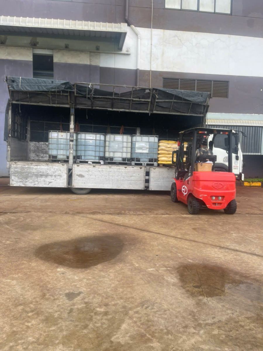 Đội xe tải dịch vụ vận chuyển hàng hóa tại Bình Dương uy tín Minh Mẫn