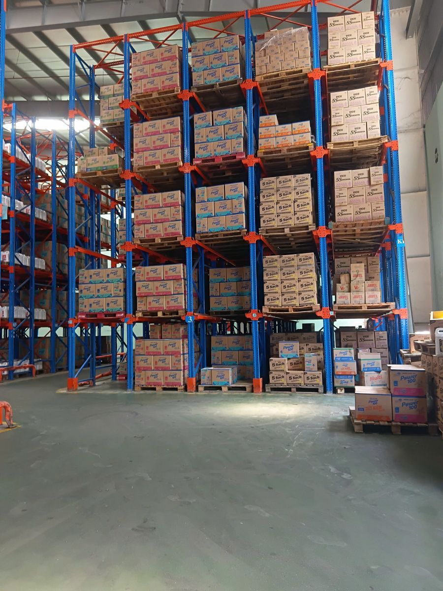Đội xe tải thuê xe chở hàng KCN Mỹ Phước 1 2 3 Bến Cát giá rẻ Minh Mẫn